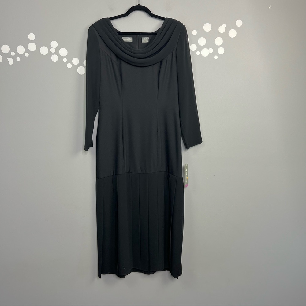 NWT Liz Claiborne Table for Two Pleated Dress Size 14 Black Formal Evening Gown
